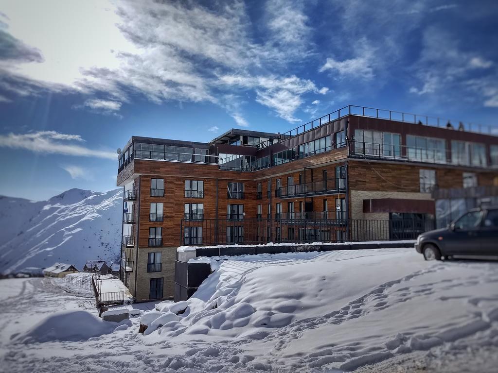 Kato'S Aparthotel Gudauri Mgzavrebi Ngoại thất bức ảnh